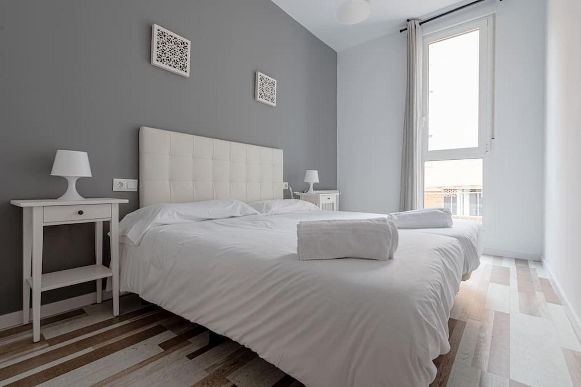 Lovely 2-Bed Flat In Tetuan By Sharingco. Мадрид Екстериор снимка
